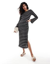 New Look stripe long sleeve midi dress in black tuote hintaan 40€ liikkeestä Asos
