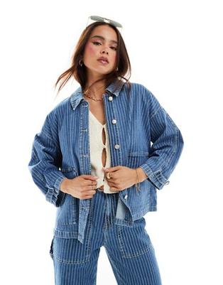 ONLY boxy denim jacket co-ord in blue and white stripe tuote hintaan 40€ liikkeestä Asos