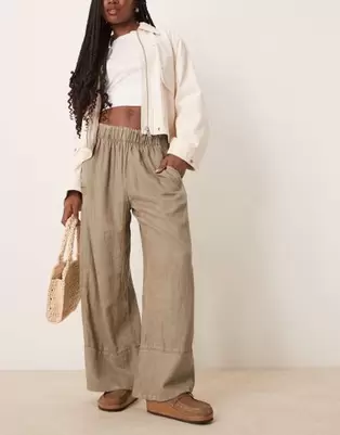 Free People days end linen pull on trousers in khaki tuote hintaan 78€ liikkeestä Asos