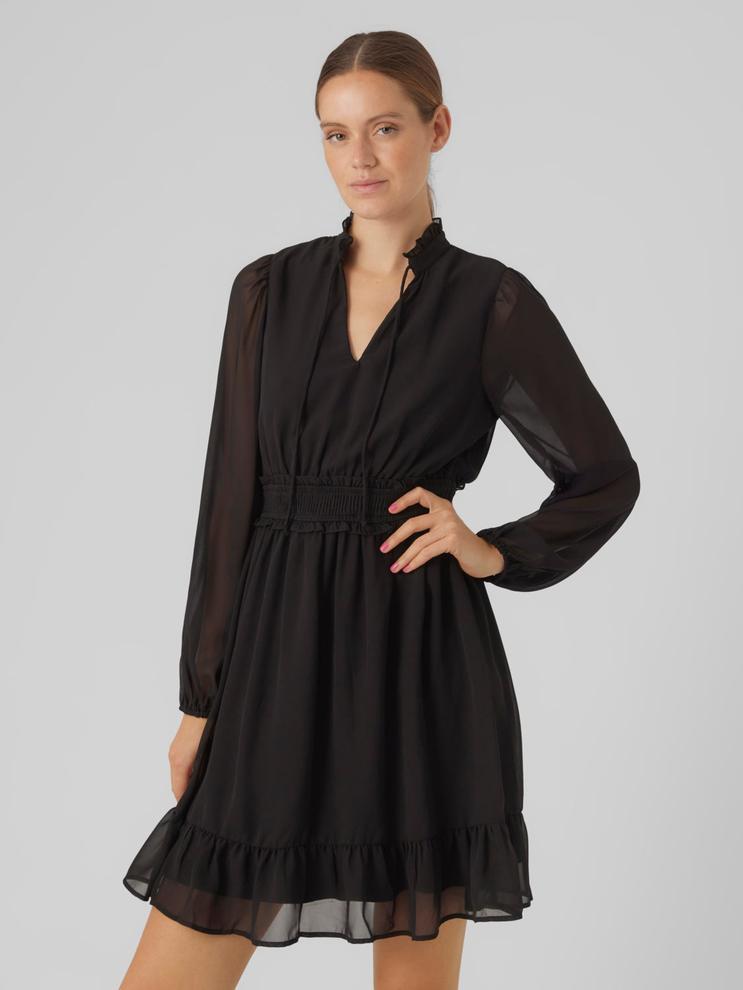 VMVERA Lyhyt mekko tuote hintaan 25,99€ liikkeestä Vero Moda