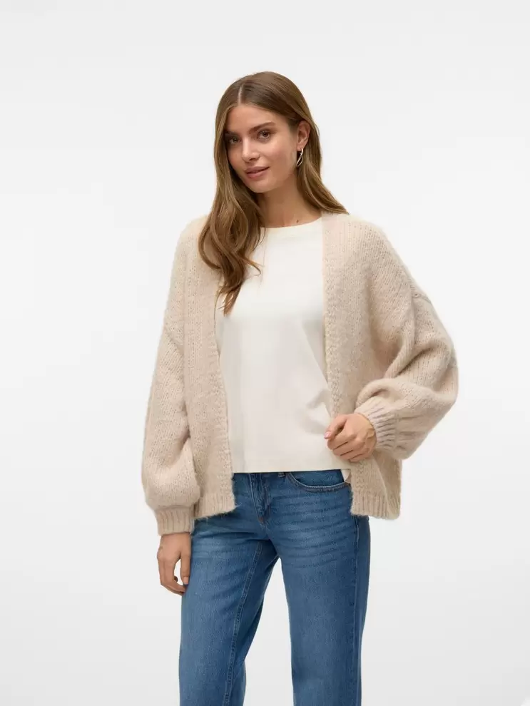 VMMAYBE Neuletakit tuote hintaan 39,99€ liikkeestä Vero Moda