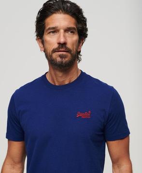 Luomupuuvillainen Essential Logo -T-paita tuote hintaan 29,99€ liikkeestä Superdry