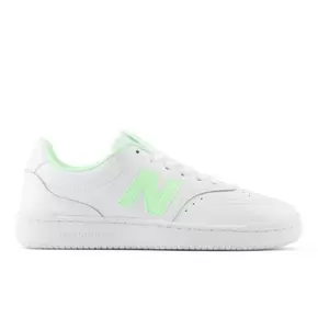 80 Women's tuote hintaan 56,4€ liikkeestä New Balance