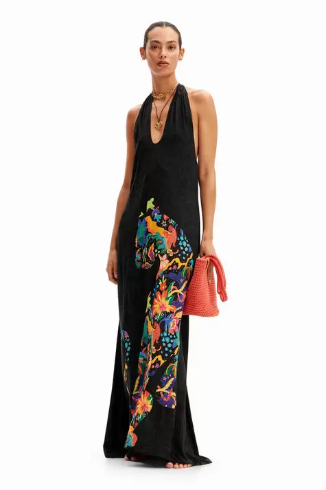 New collection Jungle design maxi halter neck dress tuote hintaan 99,95€ liikkeestä Desigual