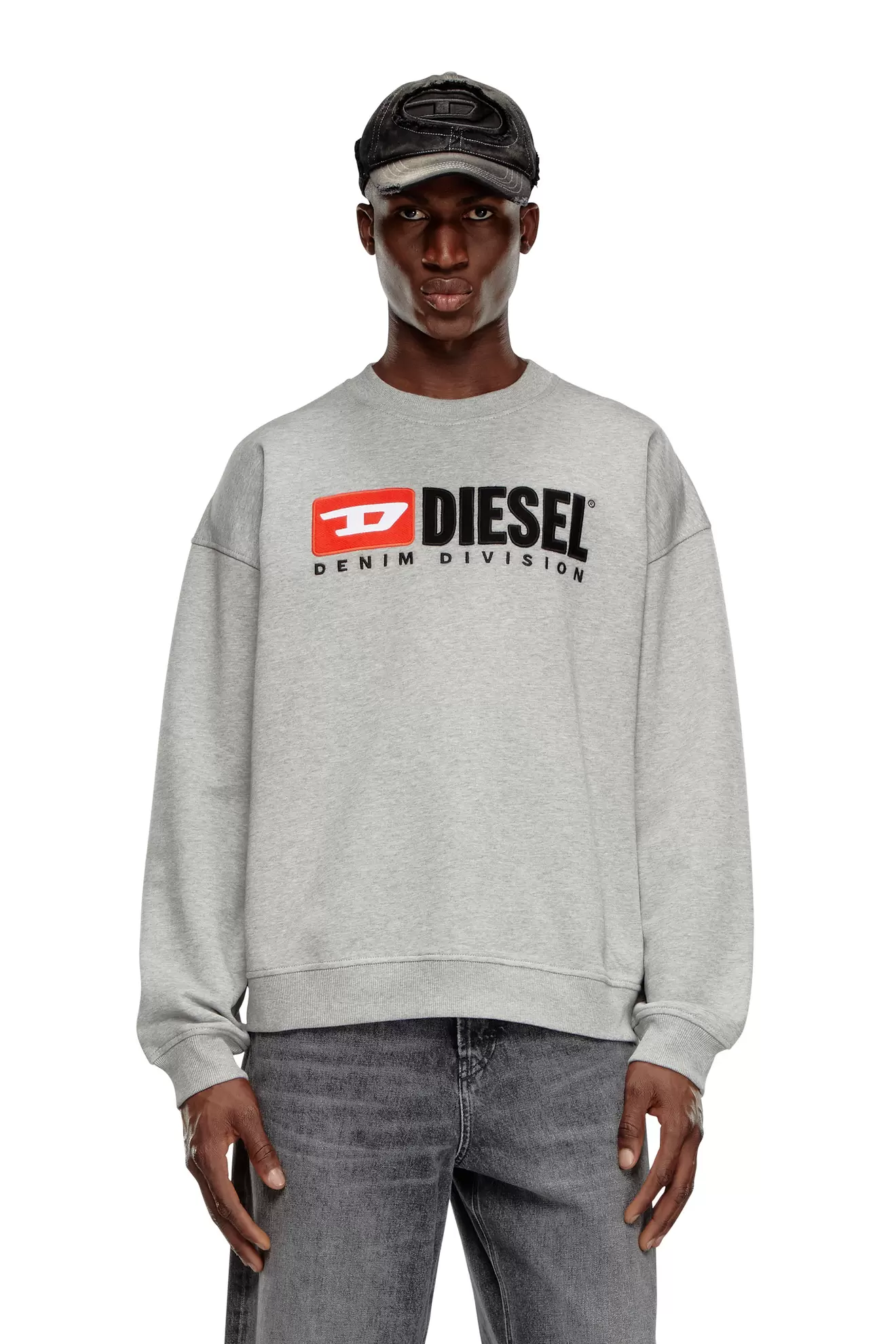 Sweatshirt with Denim Division logo tuote hintaan 150€ liikkeestä Diesel