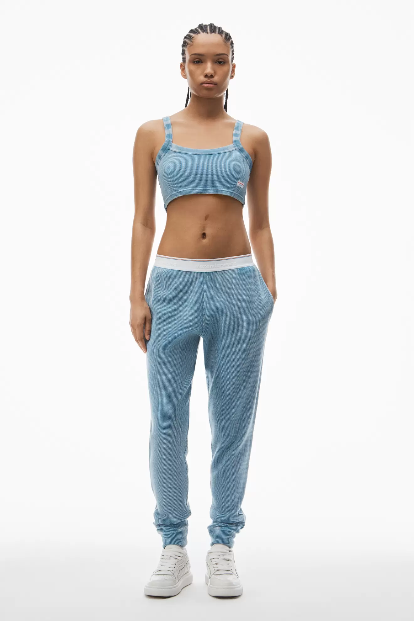 Jogger pant in waffle-knit cotton stretch tuote hintaan 110€ liikkeestä Alexander Wang