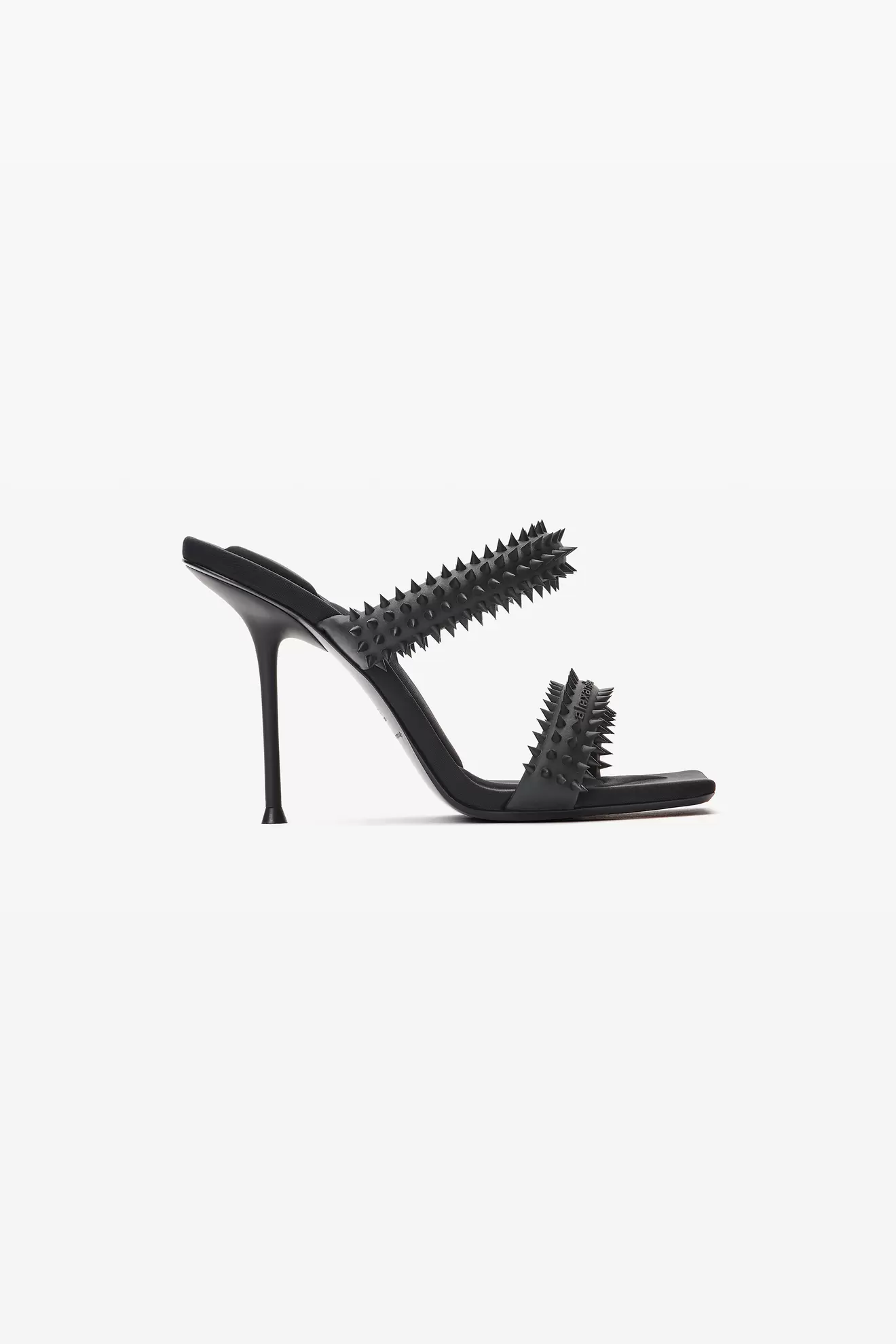 Julie 105mm sandal in rubberized spikes tuote hintaan 645€ liikkeestä Alexander Wang