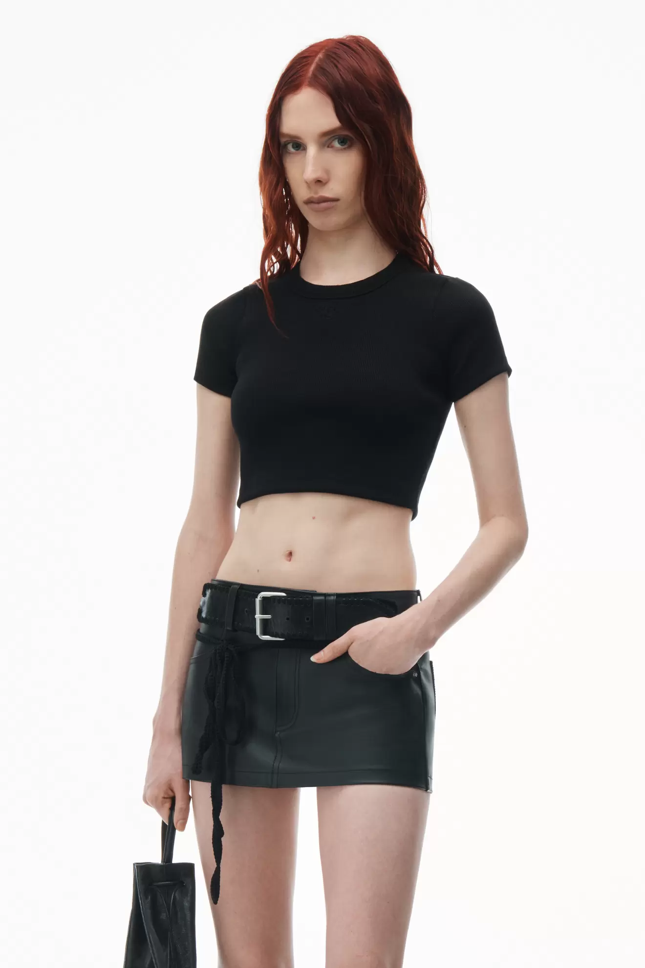 EMBOSSED LOGO CROPPED TOP tuote hintaan 170€ liikkeestä Alexander Wang