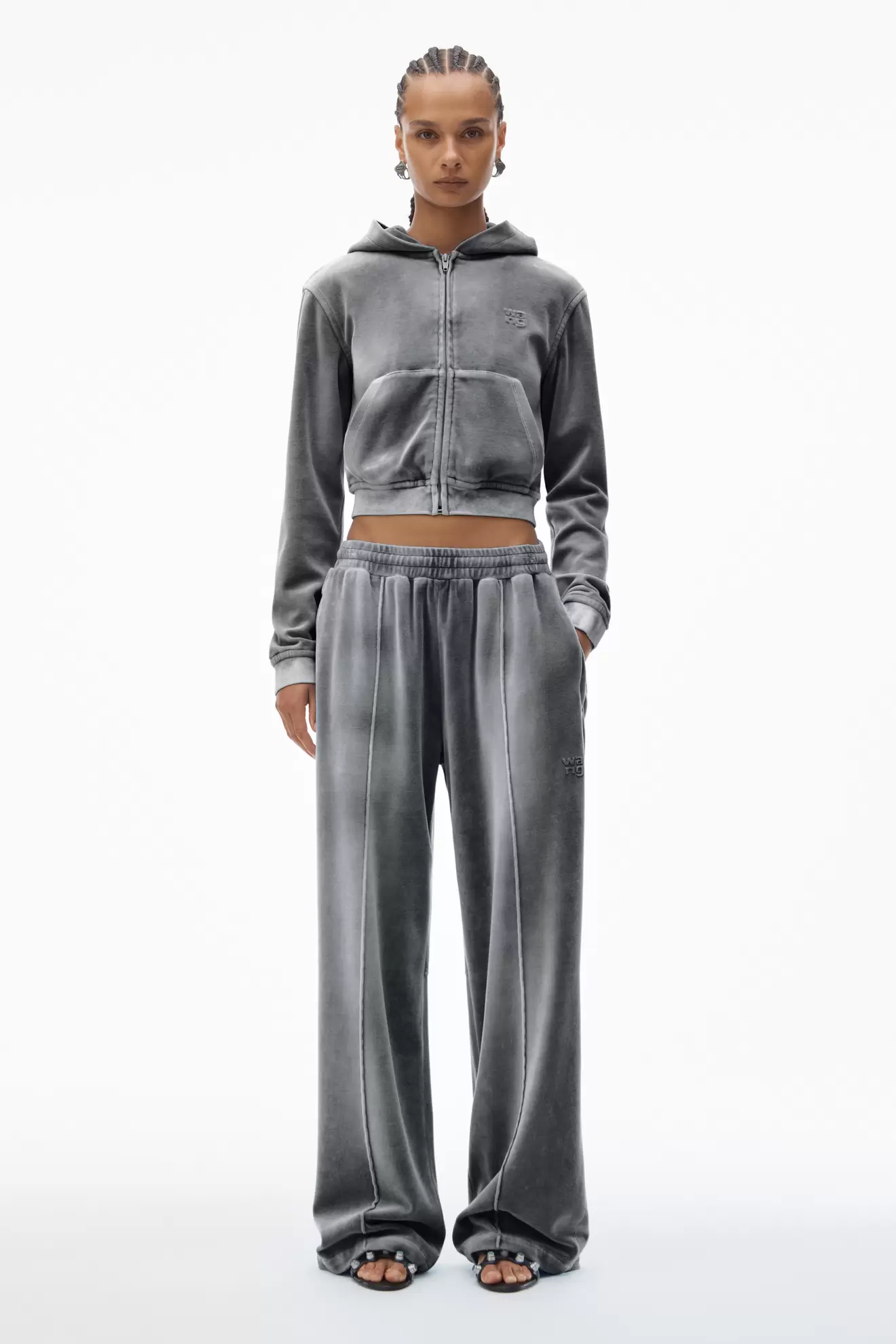 Trackpants in Crushed Velour tuote hintaan 470€ liikkeestä Alexander Wang