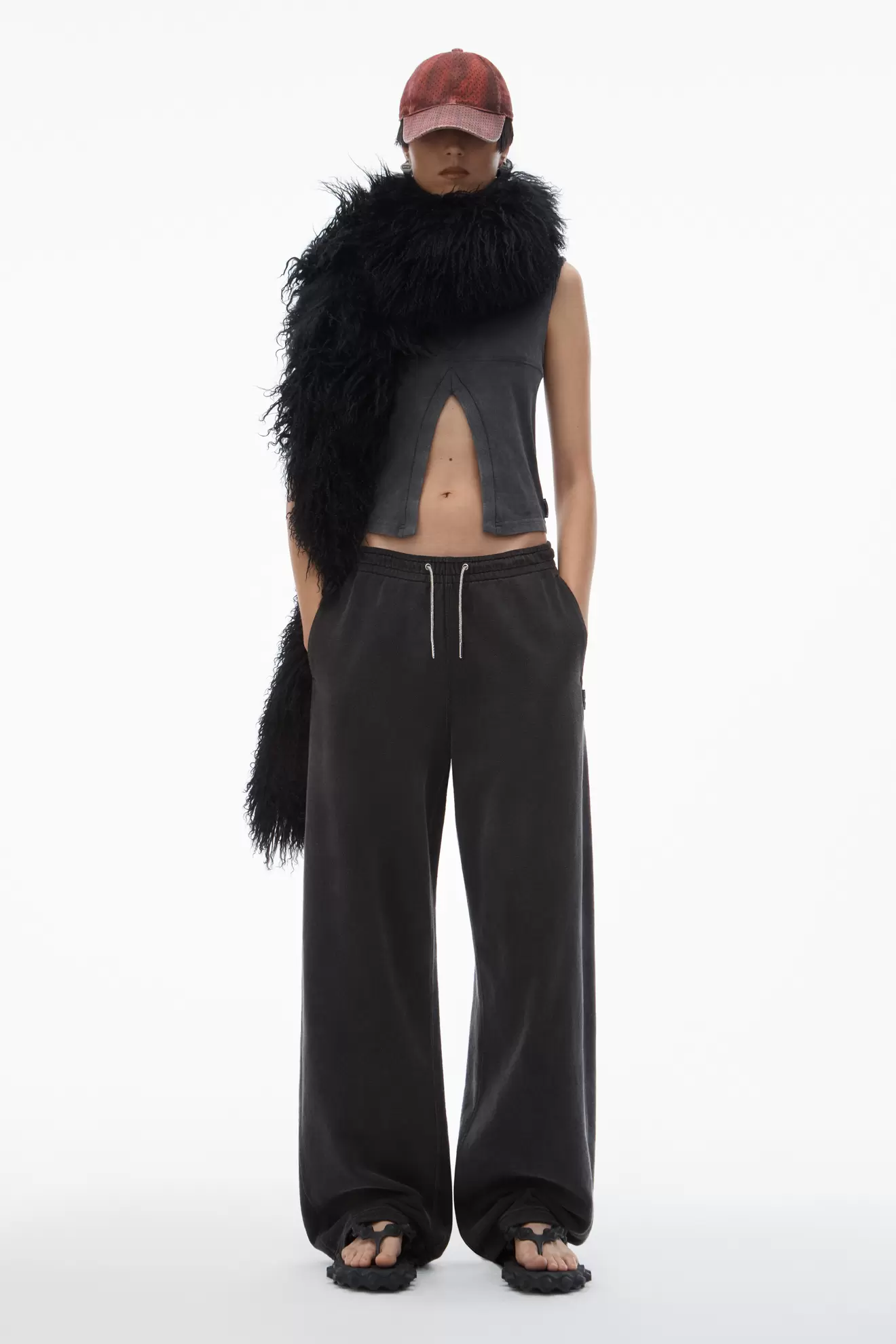 Sweatpant in Cotton Terry with Crystal Hotfix Drawcord tuote hintaan 620€ liikkeestä Alexander Wang