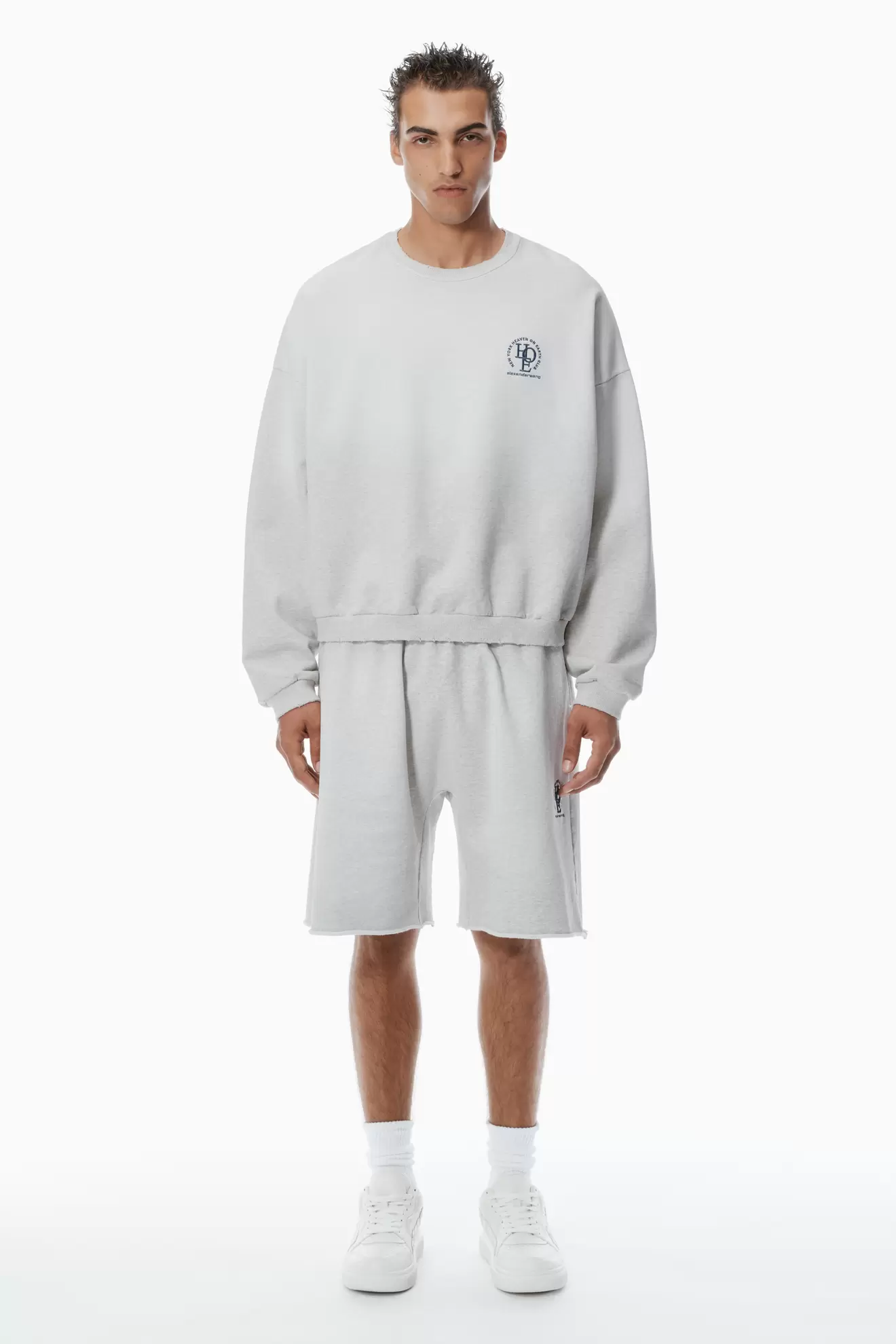 Unisex Logo Oversized Cotton Terry Sweat Short tuote hintaan 390€ liikkeestä Alexander Wang