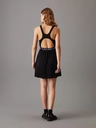 Cut out Logo Tape Mini Dress tuote hintaan 49€ liikkeestä Calvin Klein