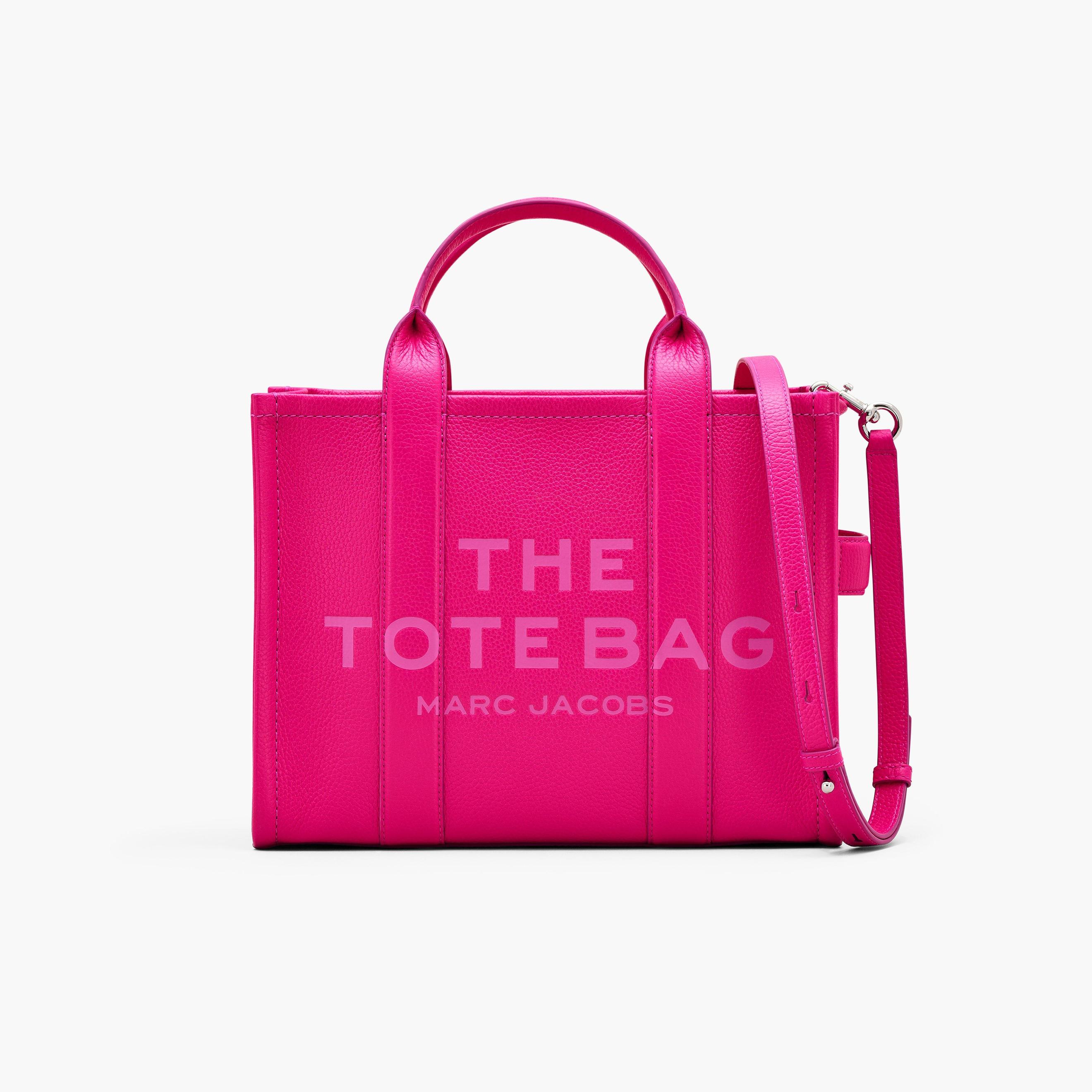 The Leather Medium Tote Bag tuote hintaan 550€ liikkeestä Marc Jacobs
