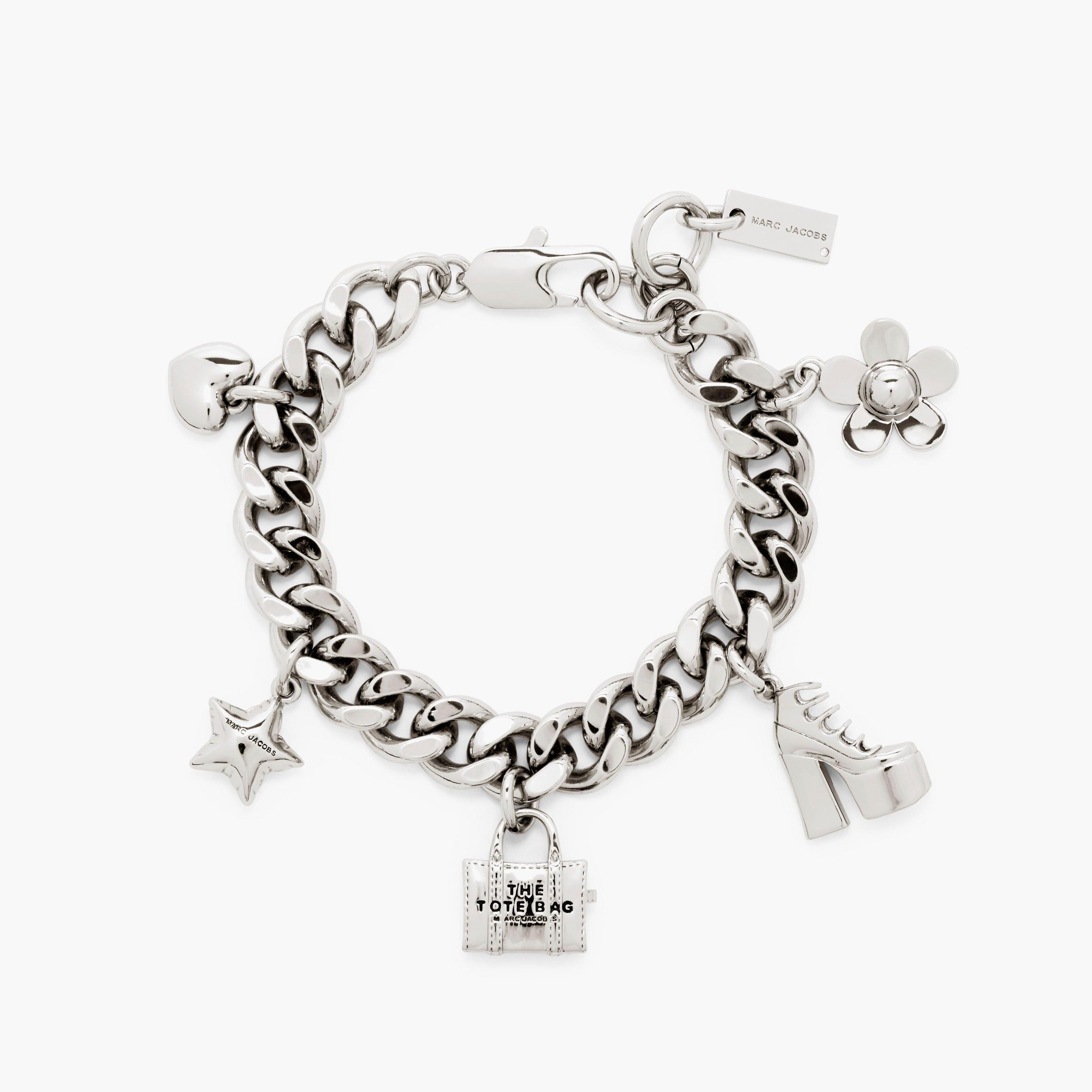 The Mini Icon Charm Bracelet tuote hintaan 150€ liikkeestä Marc Jacobs
