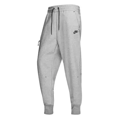 Nike Collegehousut NSW Tech Fleece - Harmaa Nainen tuote hintaan 49,95€ liikkeestä Unisport