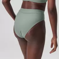 Women's Solid High Waisted Bikini Bottom Green tuote hintaan 22€ liikkeestä Speedo Swimwear