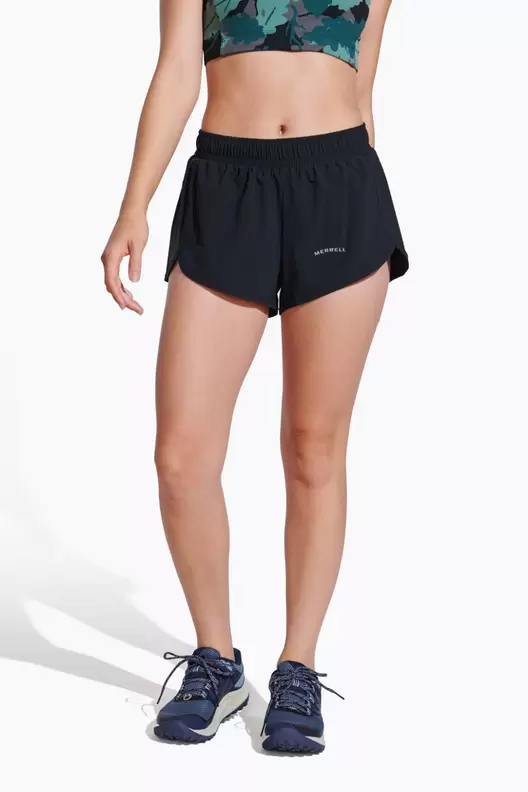 Women's Trail Running Short tuote hintaan 28€ liikkeestä Merrell